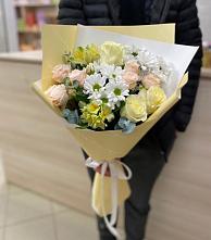 Букет цветов из:  Альстромерии, Розы и Хризантемы в Луховицах